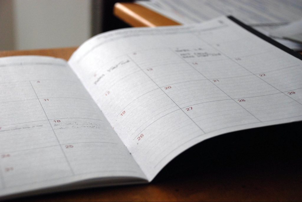 scheduling social media posts