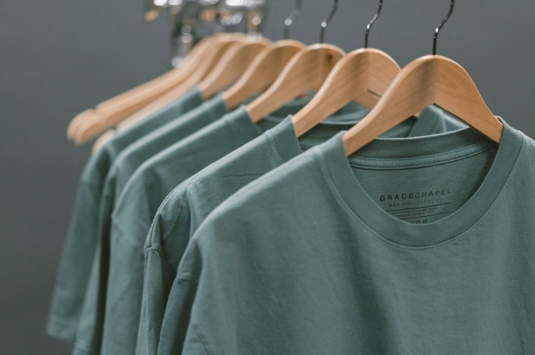 Giveaway ideas for events - t-shirts